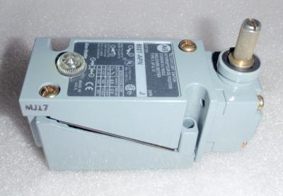 AB 802T-APN Oiltight Limit Switch