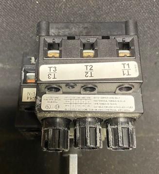 Advance Controls, Inc. XF304BY Disconnect Switch