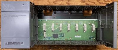 Allen-Bradley 1746-P2 Series C Power Supply with 1746-A7 Series B 7-Slot PLC Rack