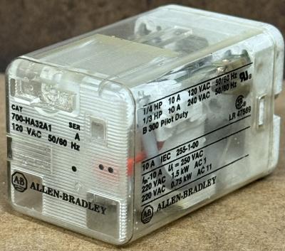 Allen-Bradley 700-HA32A1