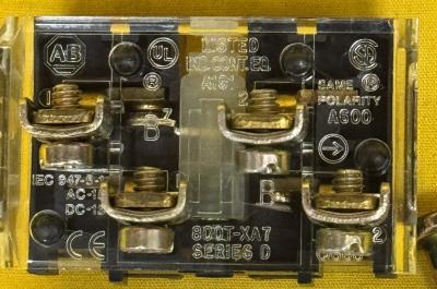 Allen-Bradley 800T-XA7 Series D Contact block