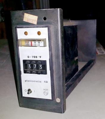 Bekum Plastomatic 48 Temperature Controller