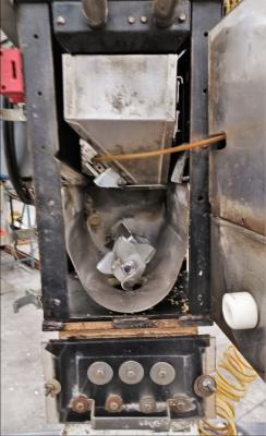 Mixing Chamber View Conair 4 Component WSB-100 Blender with Stand