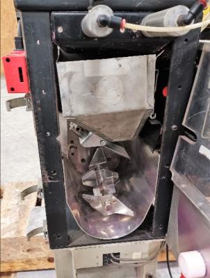 Mixing Chamber View Conair 4-Component WSB-100 Blender
