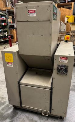 Conair Martin CK1012 Grinder - 10 hp motor - SN# 100.3683 2 Conair Martin CK1012 Grinder - 10 hp motor - SN# 100.3683 2