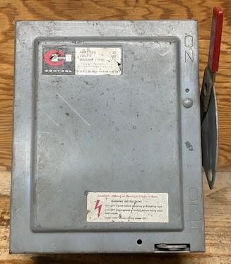 Cutler Hammer DG221NGB Type 1 Fusible Enclosed Safety Switch