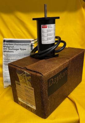 Dayton DC Motor 3XE22D with box