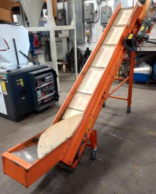 EMI variable speed incline conveyor