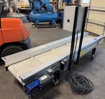 EMI Corporation variable speed 9' cleated conveyor 