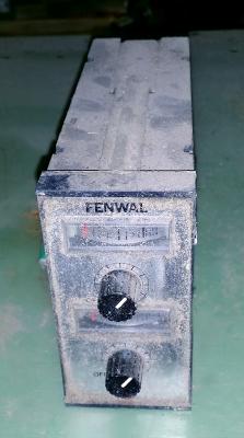 Fenwal FRMP03D 0-300°F Temperature Controller