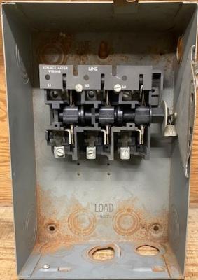 General Electric TGN3322 Model 2 Enclosed Safety Switch