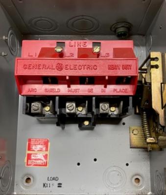 General Electric THN3361 Enclosed Safety Switch