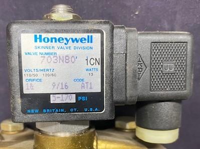 Honeywell 703N80 1CN Skinner Solenoid Valve