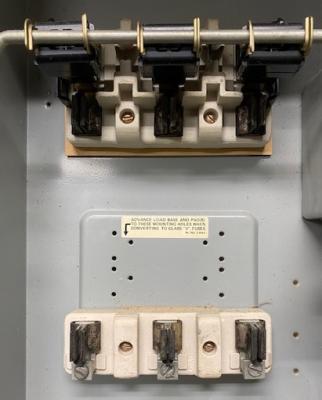 Siemens F353 Series A Type 1 ITE Enclosed Fusible Safety Switch