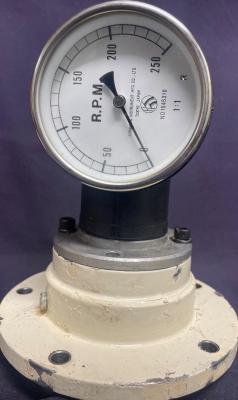 Kadoguchi-Keiki gauge