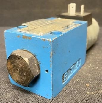 Mannesmann-Rexroth 4WE6EA60/EG24N9K4 Hydraulic Valve