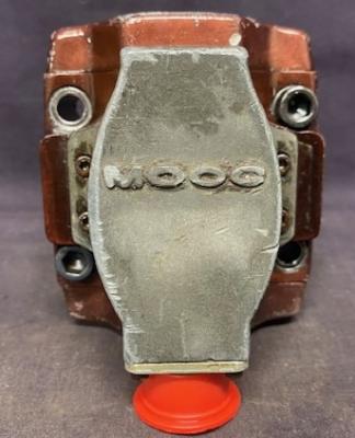 Moog A076-382 Servo Valve