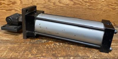 Numatics F1AP-09A1K-EAA0 Pneumatic Cylinder