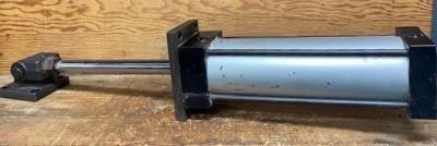 Numatics F1AP-09A1K-EAA0 Pneumatic Cylinder