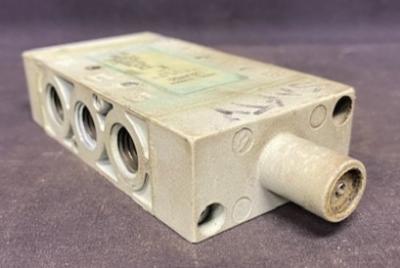 Numatics L22JA4520 Pneumatic Pilot Valve