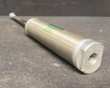 Numatics M13682 Pneumatic Cylinder