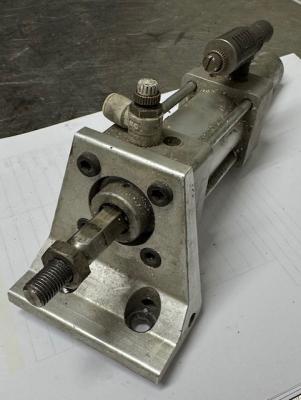 Pneumatic actuator