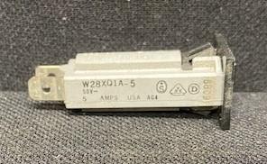 Potter & Brumfield W28-XQ1A-5 5 Amp Circuit Breaker