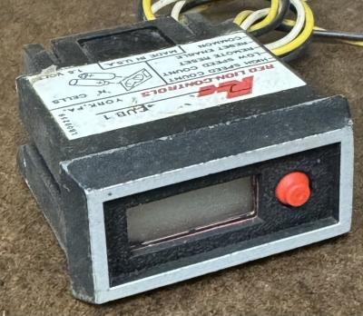 Red Lion Cub10000 compact miniature 6 digit electronic counter