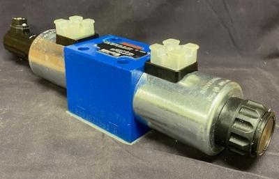 Rexroth 4WRE10E1-50-20/G24K4V Hydraulic Valve