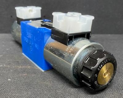Rexroth R978024432 Hydraulic Direct-Acting Double Solenoid Valve