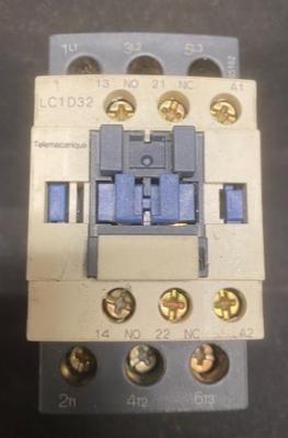 Schneider Electric LC1D32 Contactor