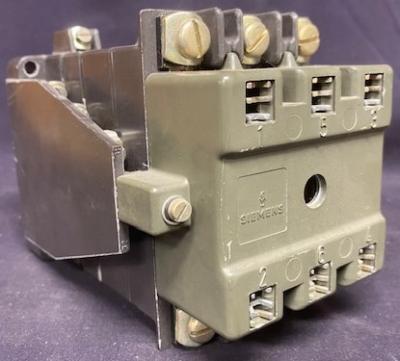 Siemens 3TA23 15-0A Contactor