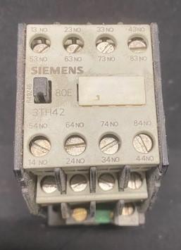 Siemens 3TH4280-0A Control Relay