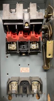Square D H-261 Enclosed Fusible Safety Switch