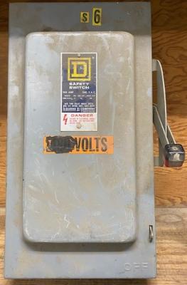Square D H-323-N Enclosed Fusible Safety Switch
