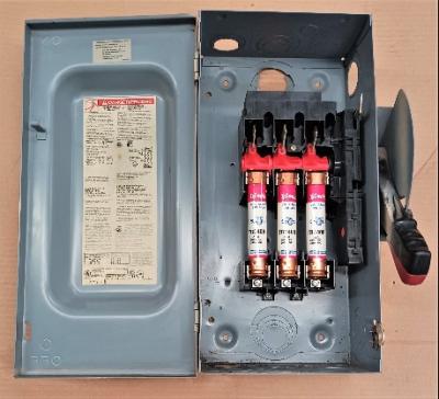 Inside View Square D H362 Heavy Duty Safety Switch