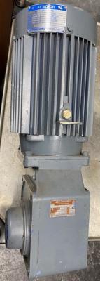 Sumitomo TCFV 1/2 HP 4 P Motor with SM-Hyponic Gearbox