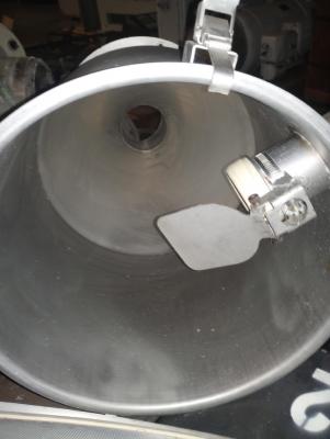  Una-Dyn 14 inch ID Vacuum Receiver inside