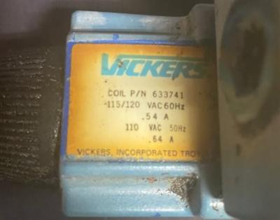 Vickers DG4V-3-6C-M-W-B-40 Hydraulic Direction Control Valve