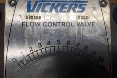 Vickers FG064514 Hydraulic Valve