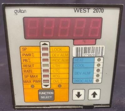 West-Gultan 2070 Temperature Controller
