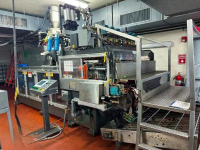 Portola 6 wide Gallon Blow Molding Machine 9 Portola 6 wide Gallon Blow Molding Machine 9