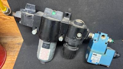 pressure regulator back